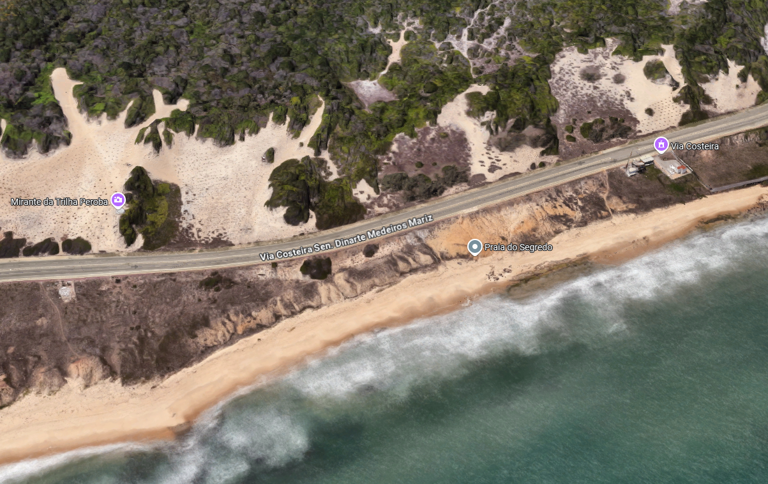 Praia do Segredo se destaca por beleza selvagem e proximidade com Parque das Dunas.