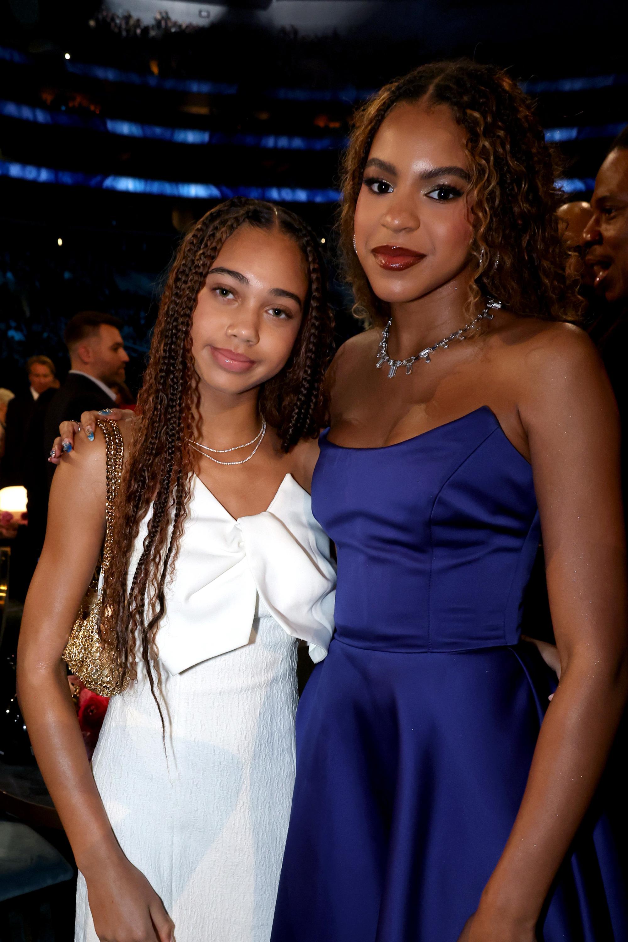 L’apparition de Blue Ivy, à nouveau en robe bustier, aux Grammy Awards