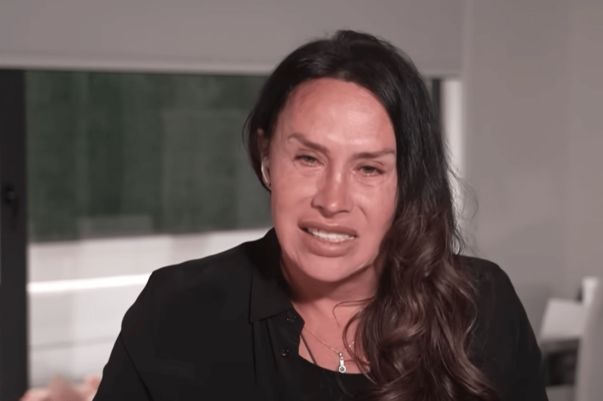 Oscarnominated trans actress breaks down in tears during emotional