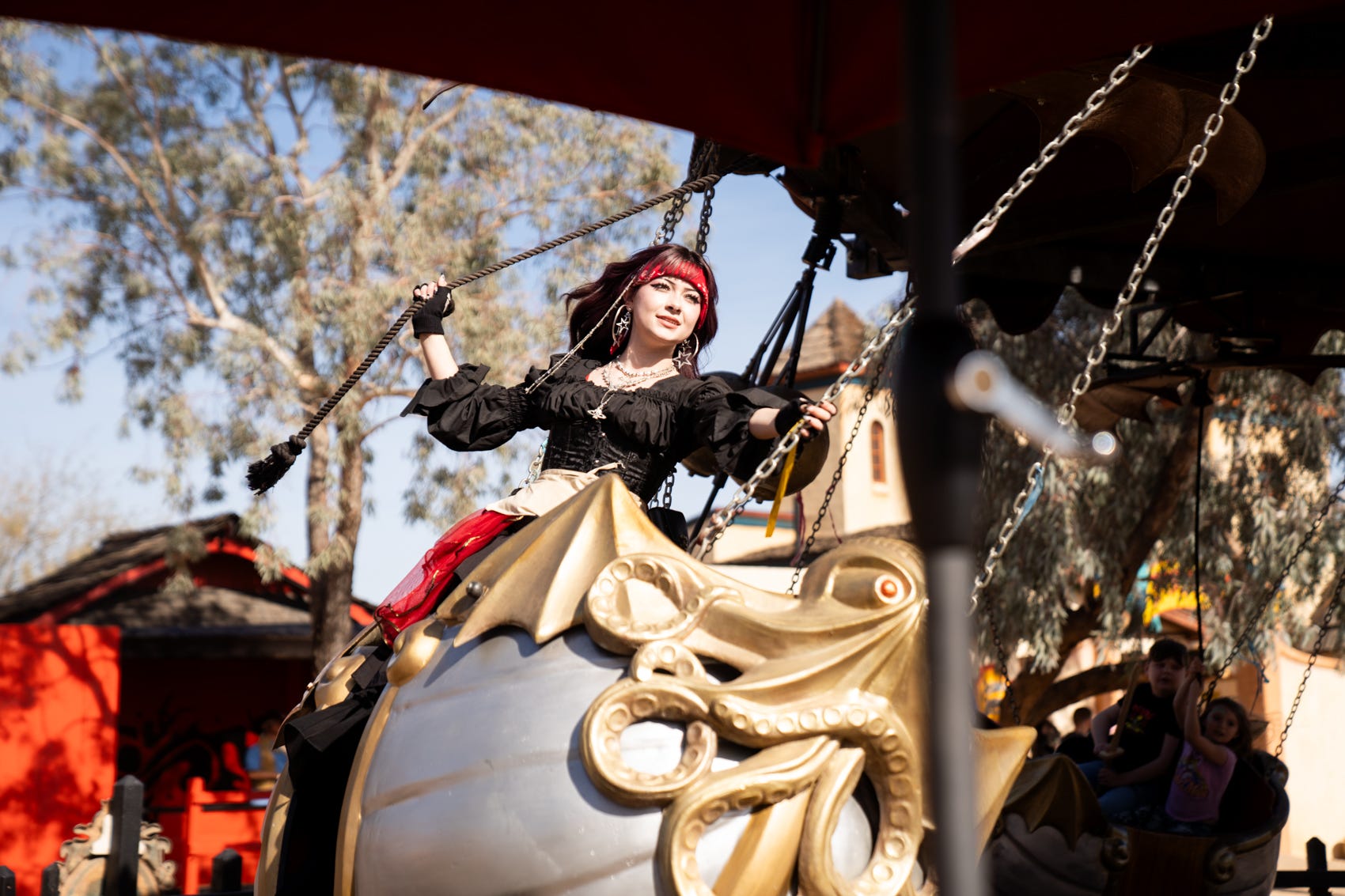 Only 1 weekend left of Arizona Renaissance Festival. How to attend