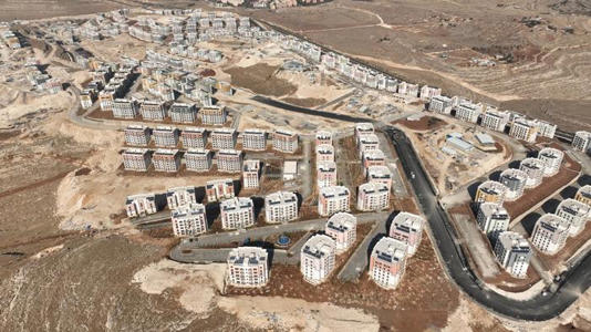 Deprem bölgesindeki konut ve iş yerleri yıl sonuna kadar teslim edilecek