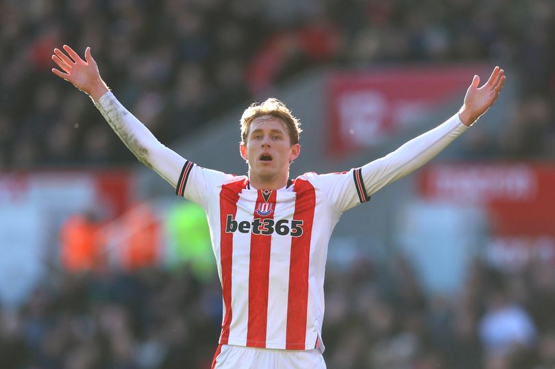 Breaking - Stoke City confirm 'substantial profit' as Wouter Burger exits