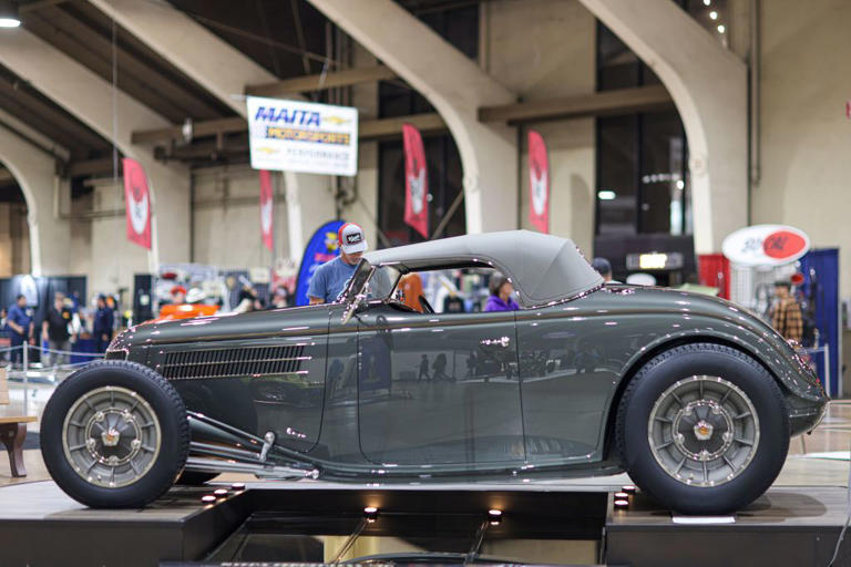 2025 AMBR Winner: This Fenderless 1936 Ford is America's Most Beautiful  Roadster