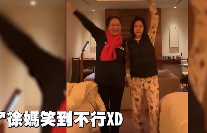 網友曝出大S屍檢結果，泡溫泉後加重病情，不願掃興強簽免責出院