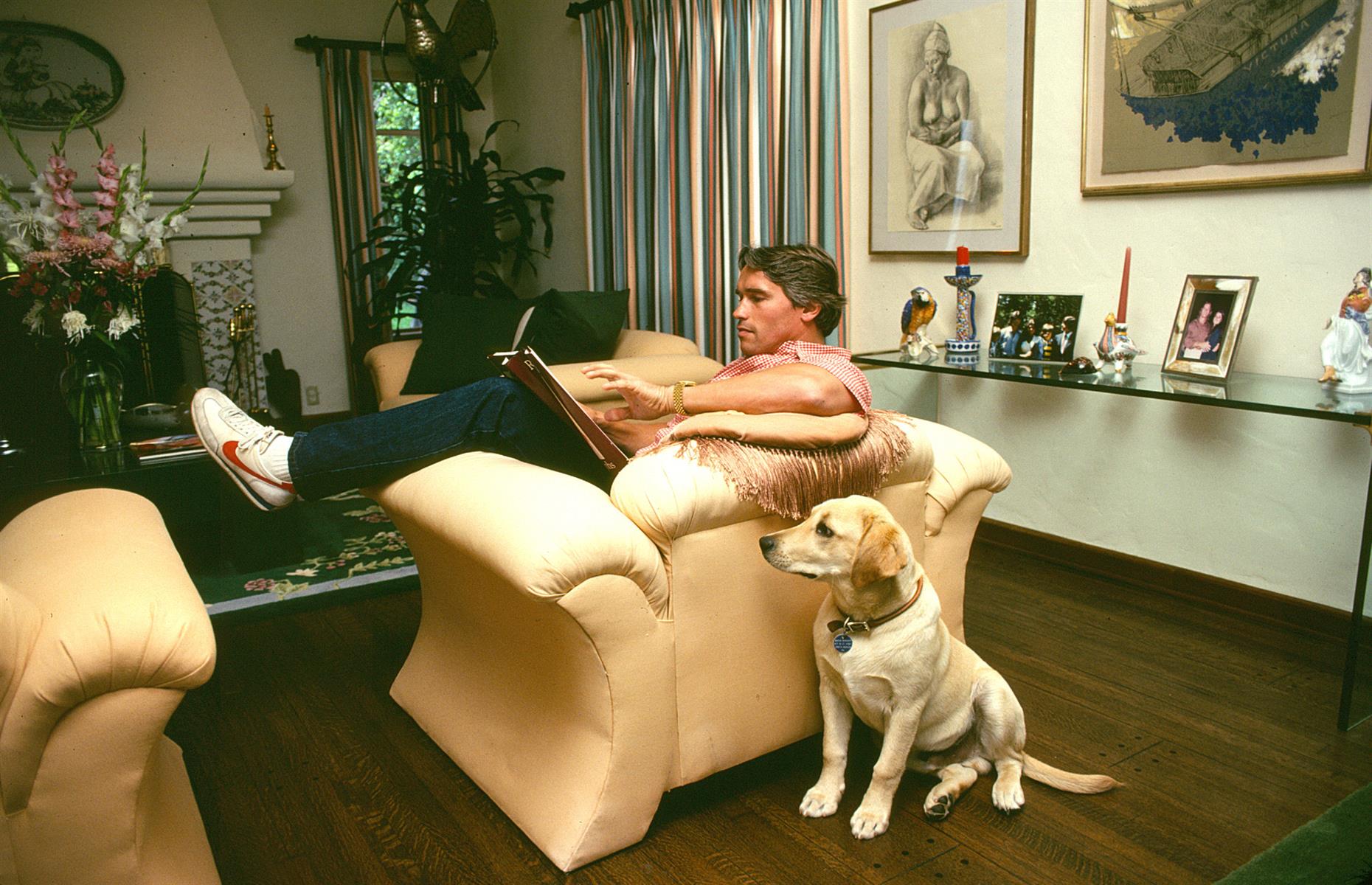 Iconic photos of celebrities and their pets at home through the years