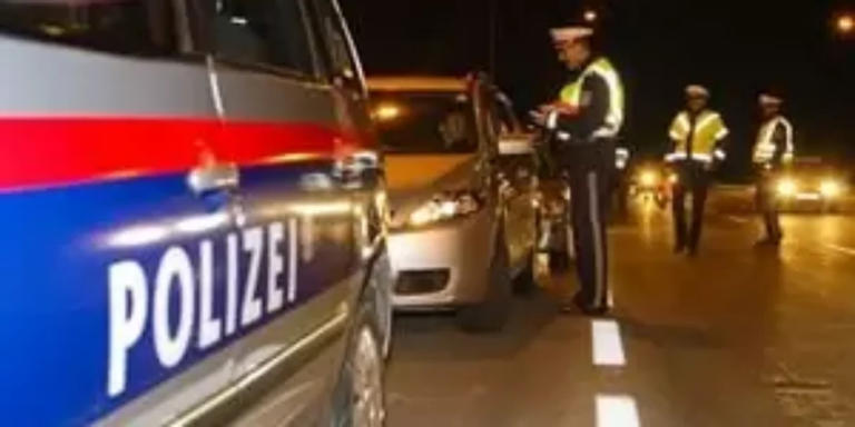 Raserei Beendet! Mit 321 Km/H Geblitzt – Polizei Bestraft Raser Drastisch – Das Ganze Ausmaß Ist Schockierend! - opfxdtw