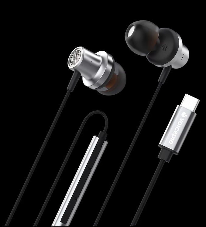 Breaking Language Barriers with Voice Pie's Innovative Translation Earbuds