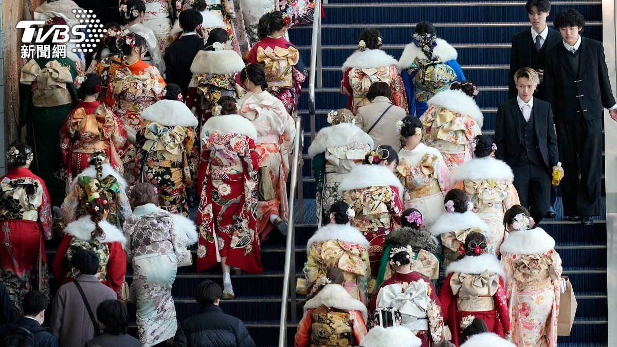 日本少子化 札幌新成人1.7萬名 20年後少4成