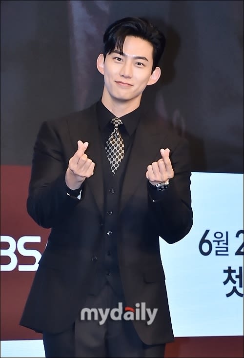 AA1yrnnX.img?w=500&h=734&m=4&q=80