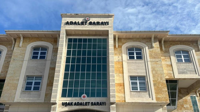 HAKİMLER VE SAVCILAR KURULU (HSK) ATAMA KARARLARI RESMİ GAZETE’DE YAYIMLANIRKEN, UŞAK’A İSE 3 HAKİM ADAYI VE 1 SAVCI ADAYI ATANDI.