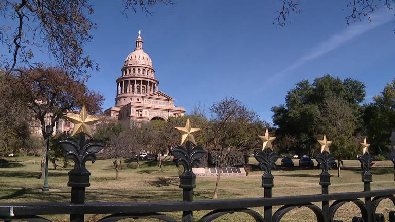 Federal court blocks Texas from using new congressional map