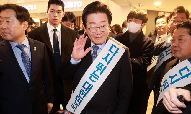 이재명 37% 김문수