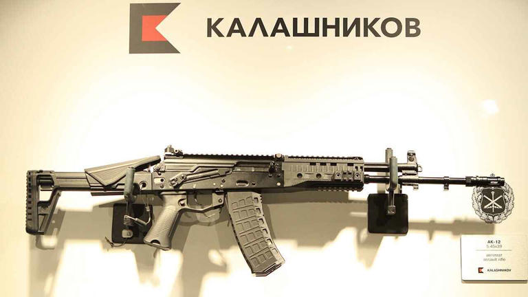 Russia’s Modernized AK-12 Assault Rifles Are Being Delivered This Year