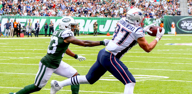 Every NFL team’s greatest tight end season of all time - all 32 franchises