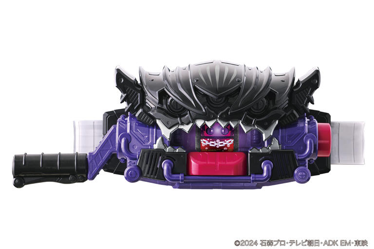 仮面ライダービターガヴに変身！ 「DX変身ベルトビターガヴ