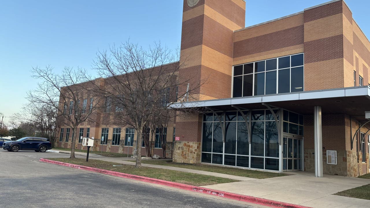 Leander ISD cuts programs due to budget deficit leaving students upset