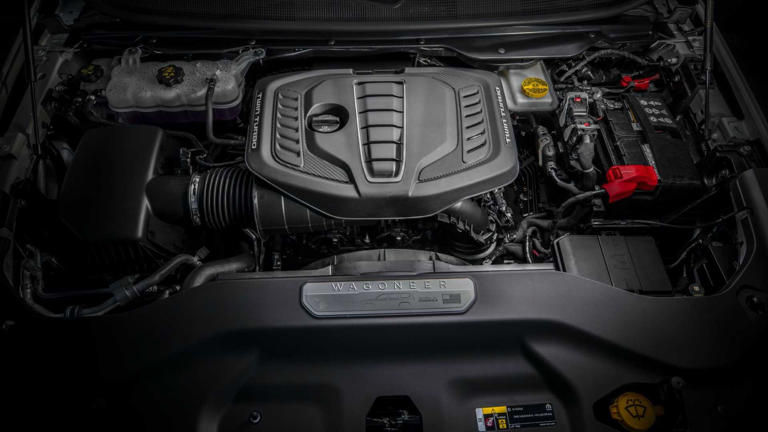 The 10 Most Devastating Mopar Performance Engines, Ranked