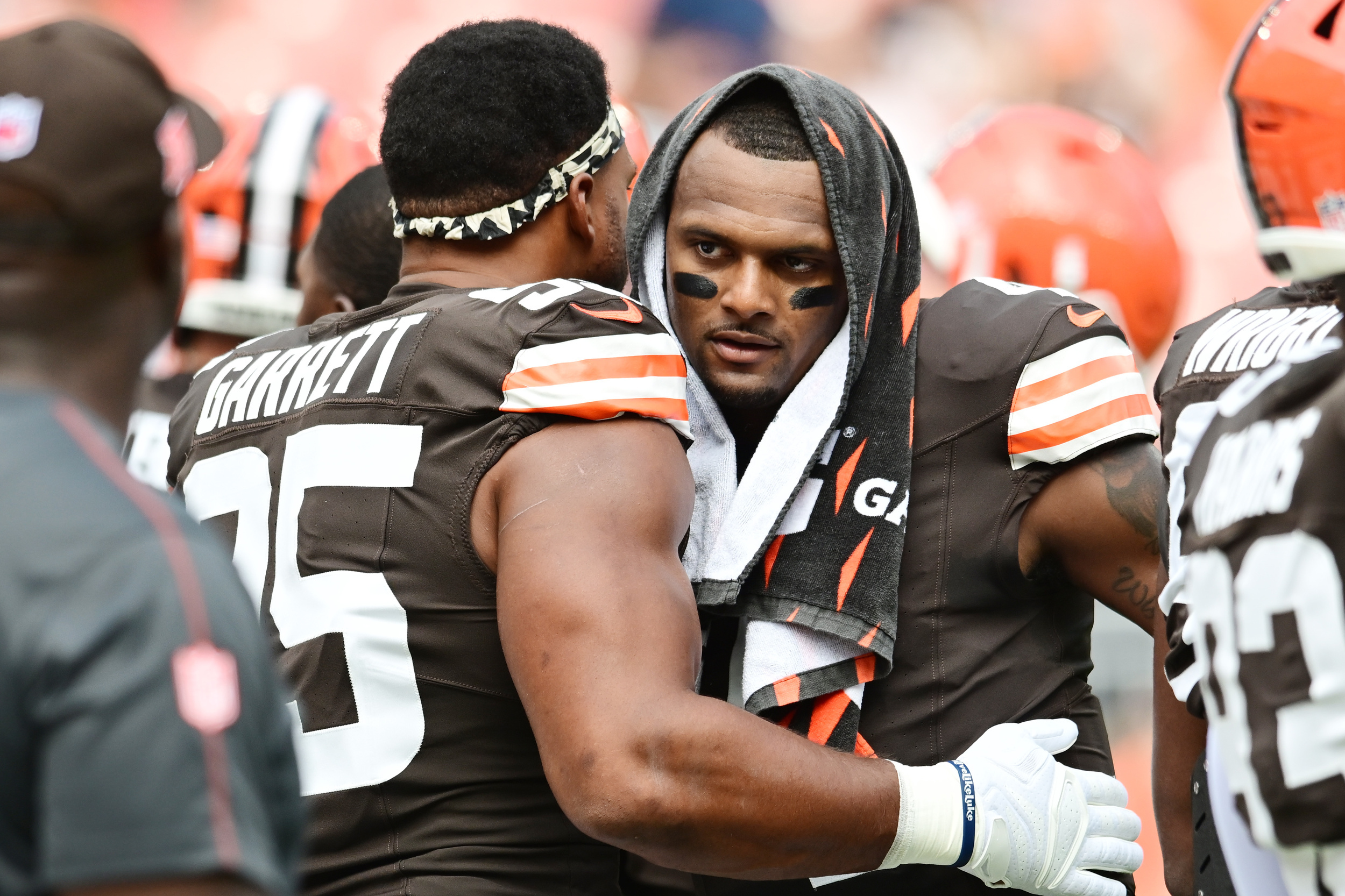 NFL insider shares wild trade scenario involving Browns' Myles Garrett,  Deshaun Watson