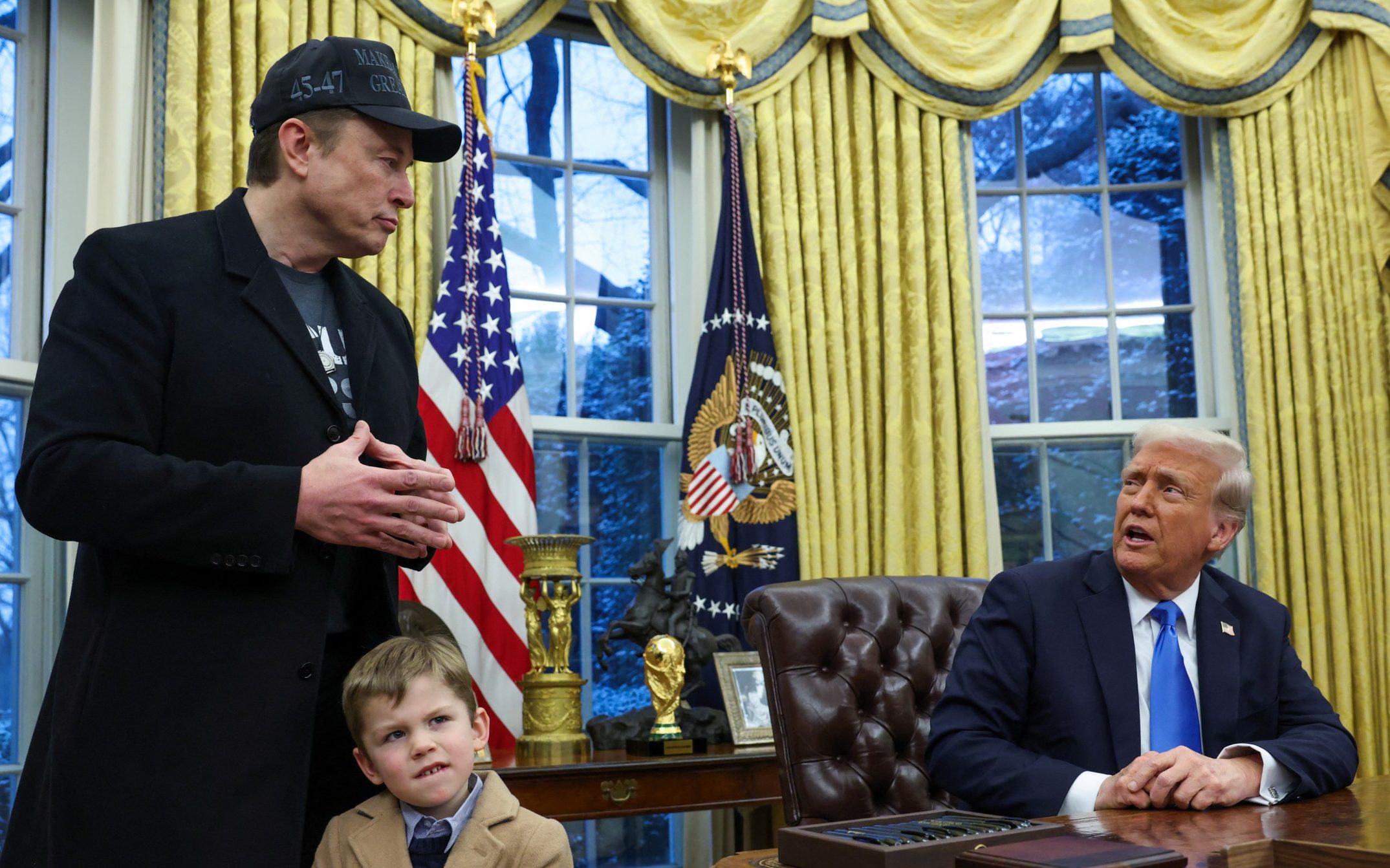 伊隆&middot;马斯克和他的儿子 X 周二在椭圆形办公室与唐纳德&middot;特朗普会面 - Kevin Lamarque/路透社