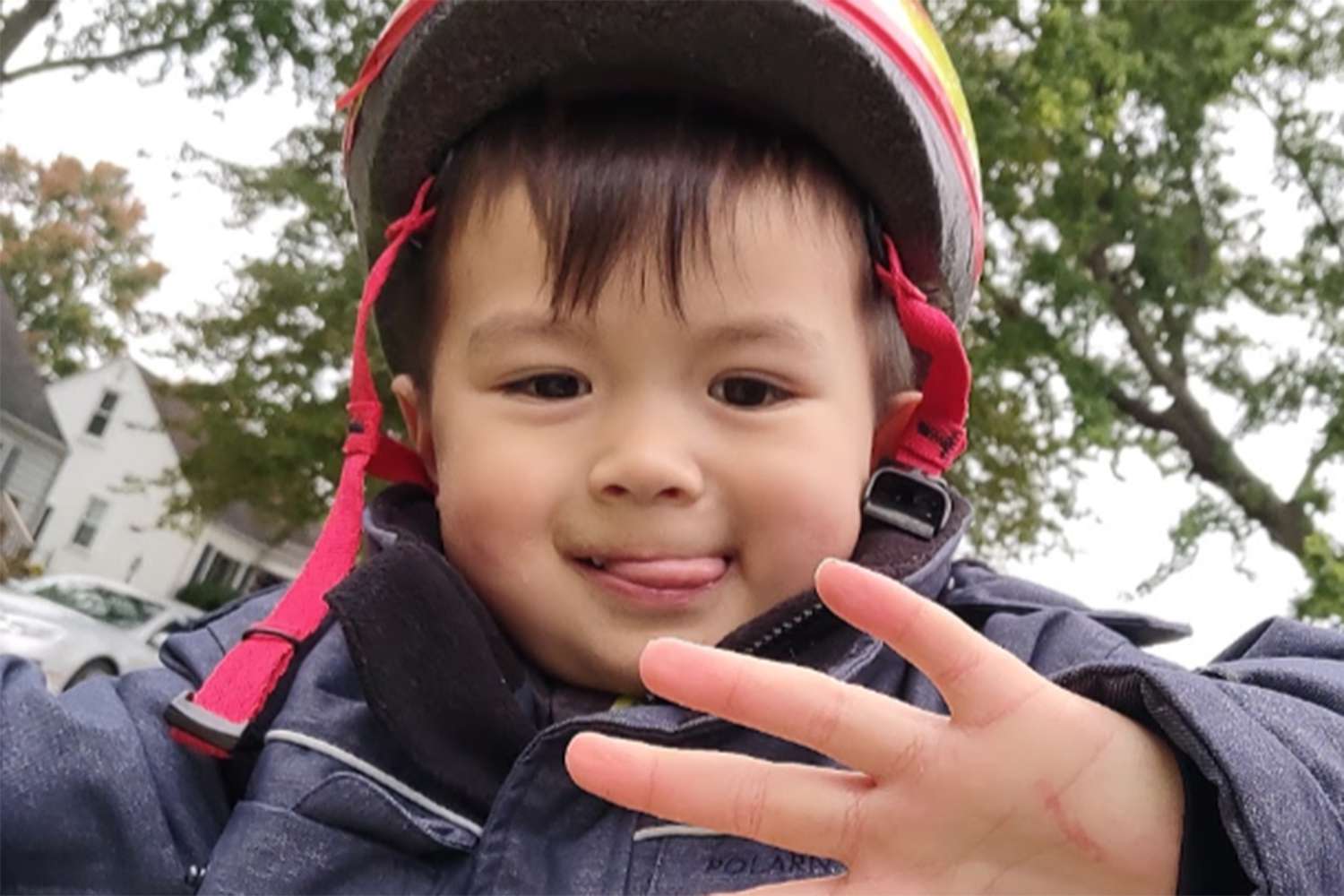 A Boy Died When Hyperbaric Chamber Exploded. Now Family Is Suing for(00)