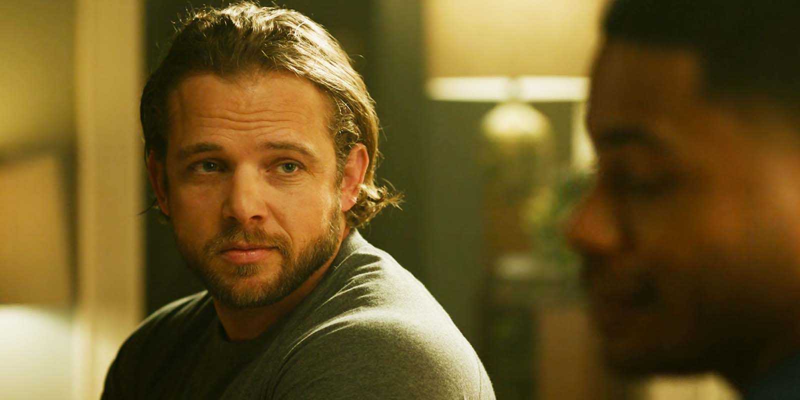 Max Thieriot as Bode Leone and Jordan Calloway as Jake Crawford in Fire Country season 3, episode 11