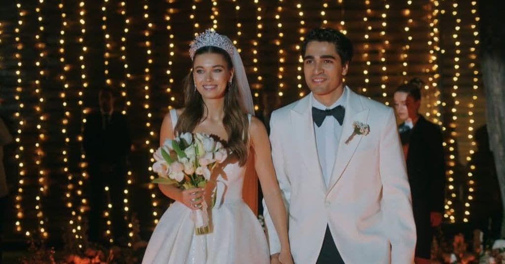 Unfollow y... ¿nueva ruptura entre Mert Ramazan Demir y Afra Saraçoğlu,  protagonistas de 'Una nueva vida'?