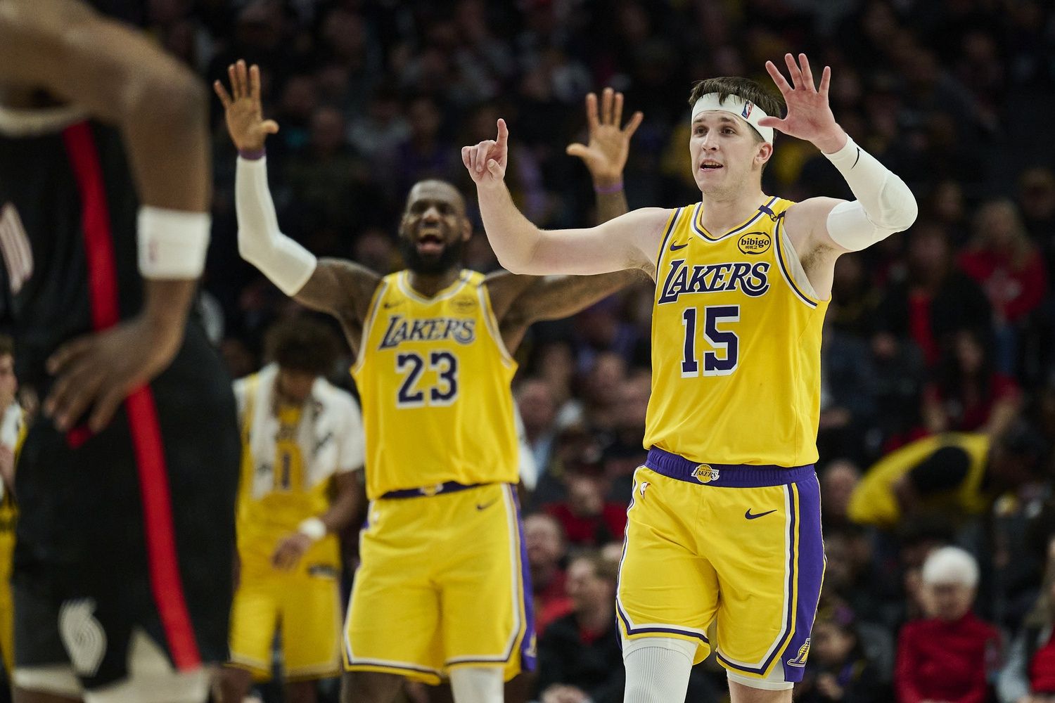 Lakers HC J.J. Redick Gives Blunt Take on the 'Reality' of LeBron James,  Luka Dončić, Austin