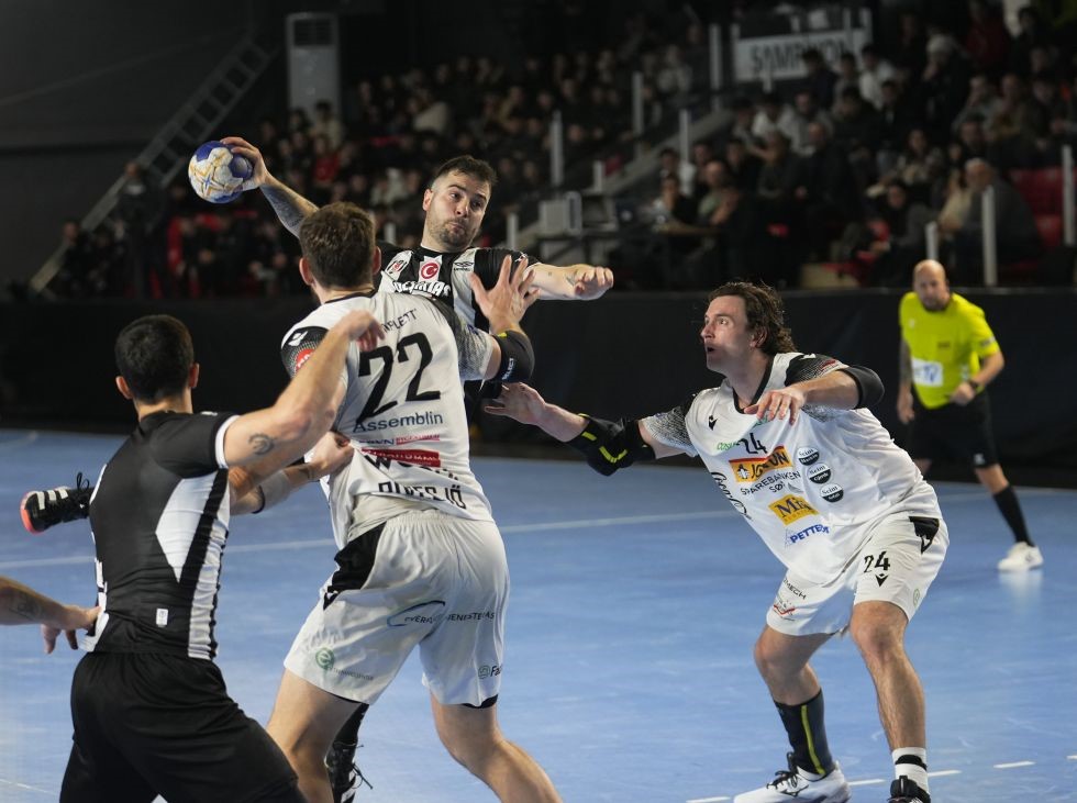 HENTBOLDA TÜRKİYE EHF AVRUPA KUPASI’NDA TEMSİL EDEN BEŞİKTAŞ, SON 16 TURU RÖVANŞ MAÇINDA NORVEÇ EKİBİ RUNAR SANDEFJORD’A 30-29 MAĞLUP OLARAK, TURNUVAYA VEDA ETTİ.