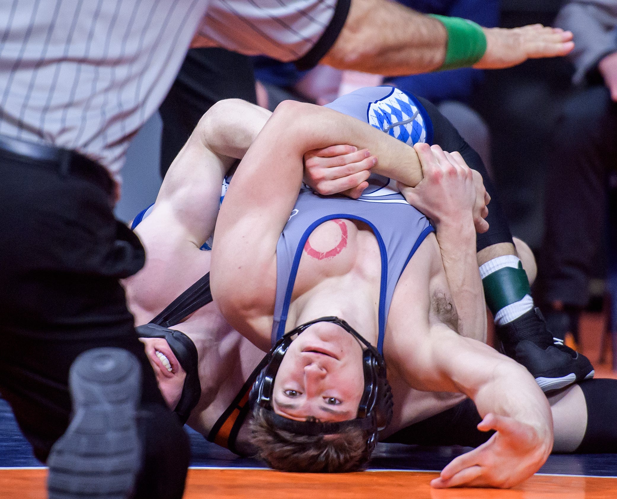 2026 IHSA dual-team wrestling state finals brackets: Schedules, scores ...