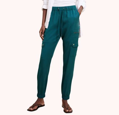 Lyocell fabric cargo joggers