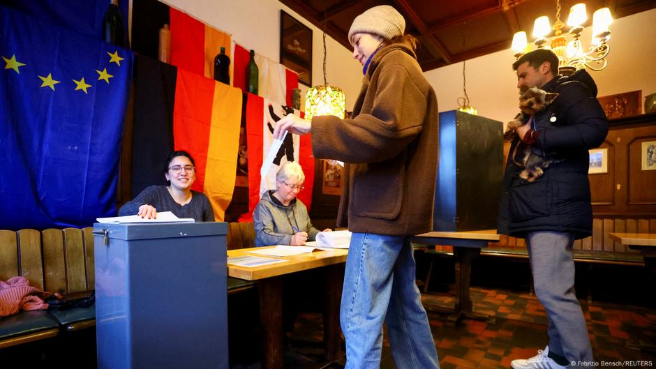 Fact check: False claims on German election debunked