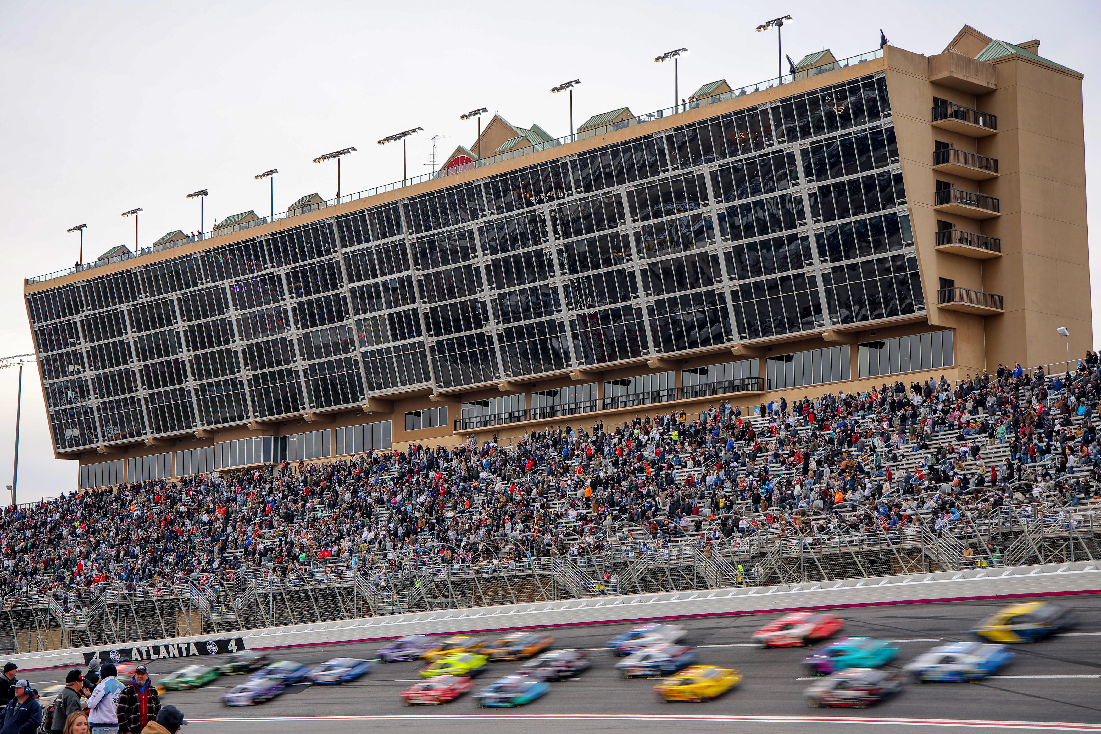 NASCAR Cup Series at Atlanta lineup, TV schedule for Sunday's race