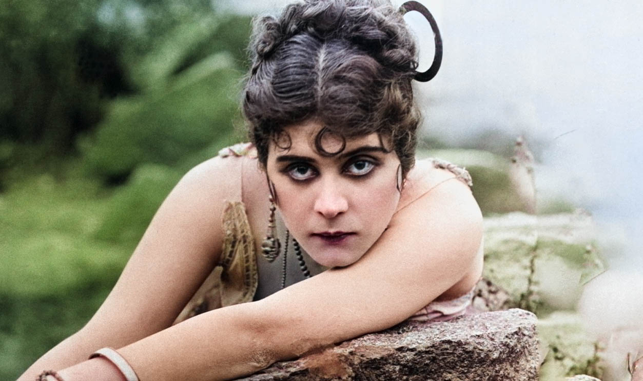 The Mysterious Life Theda Bara Hollywood s First Vamp