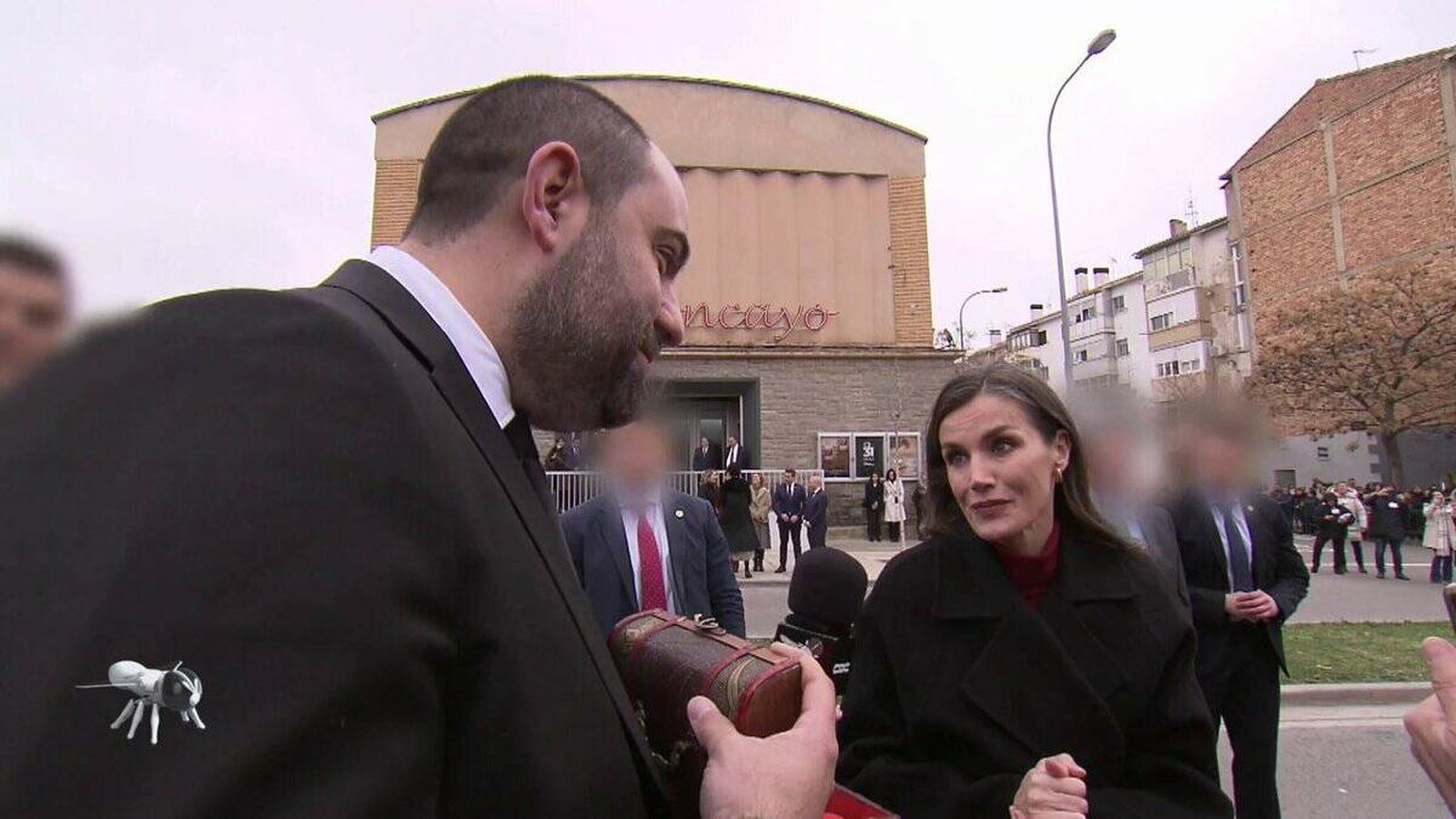 La cercanía de la reina Letizia con 'Caiga quien caiga': se interesa por el  equipo tras su cancelación en Telecinco