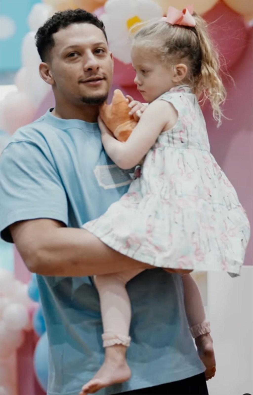 Patrick Mahomes shows off new hairstyle at daughter's birthday party after  Chiefs' Super Bowl loss