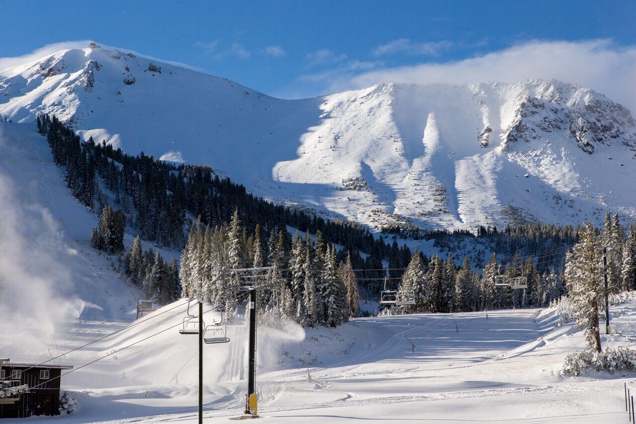 Mammoth Mountain ski patroller dies in avalanche