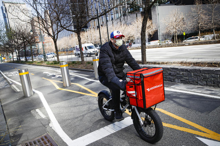 DoorDash to pay NY delivery workers 17 million for using their tips to