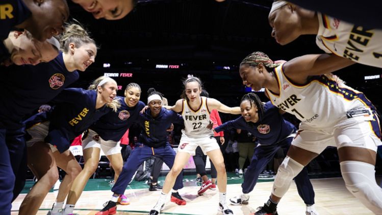 Three-time Champion shares heartfelt message appreciating Caitlin Clark ...