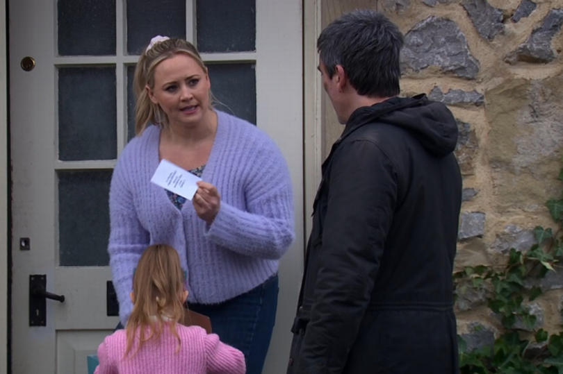 ITV Emmerdale fans 'freaked out' over secret message sent by Nate's