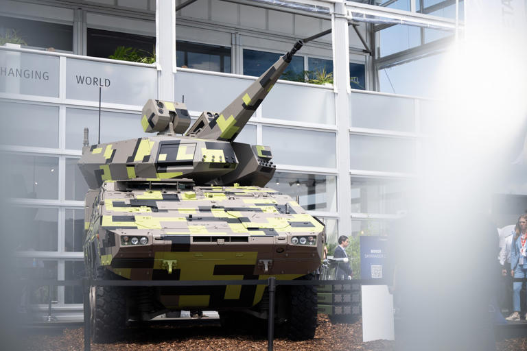 Bei der Berliner Internationalen Luft- und Raumfahrtausstellung (ILA) stellte Rheinmetall sein Flugabwehrsystem Skyranger aus.