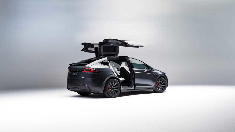 You can buy a 1,000-hp Tesla Model X for the average price of a new car