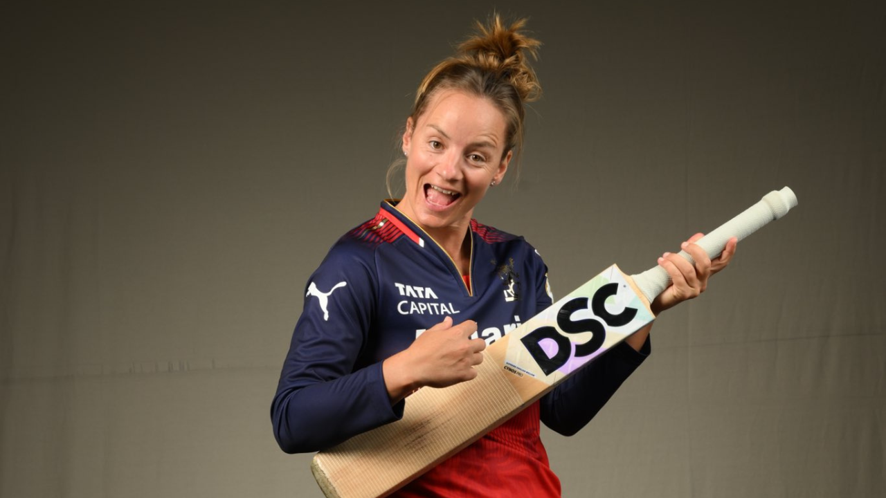 From fangirl to firepower Wyatt’s RCB dream comes true!