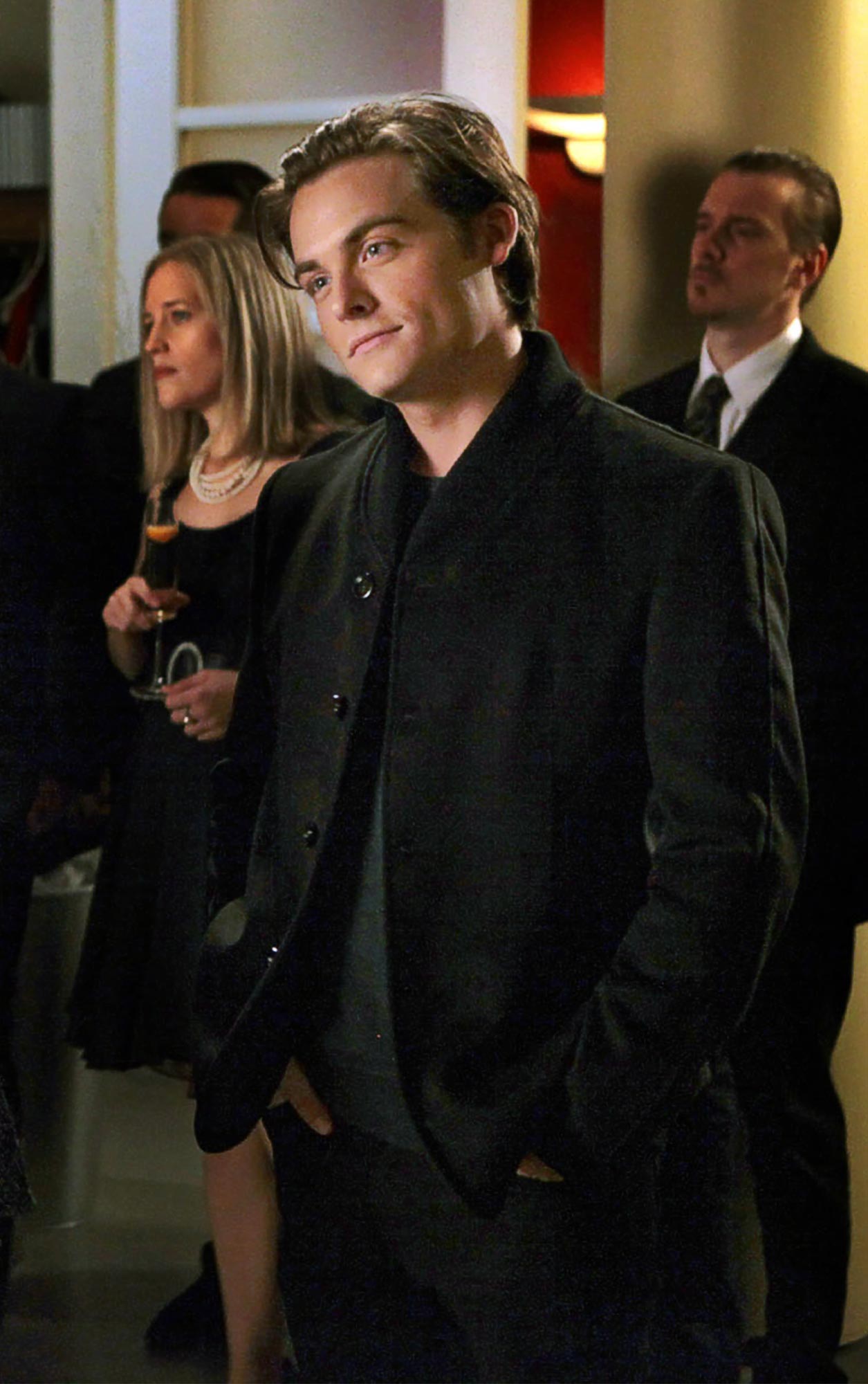 Stars React to Michelle Trachtenberg's Death - Page 2, image size:768x1224