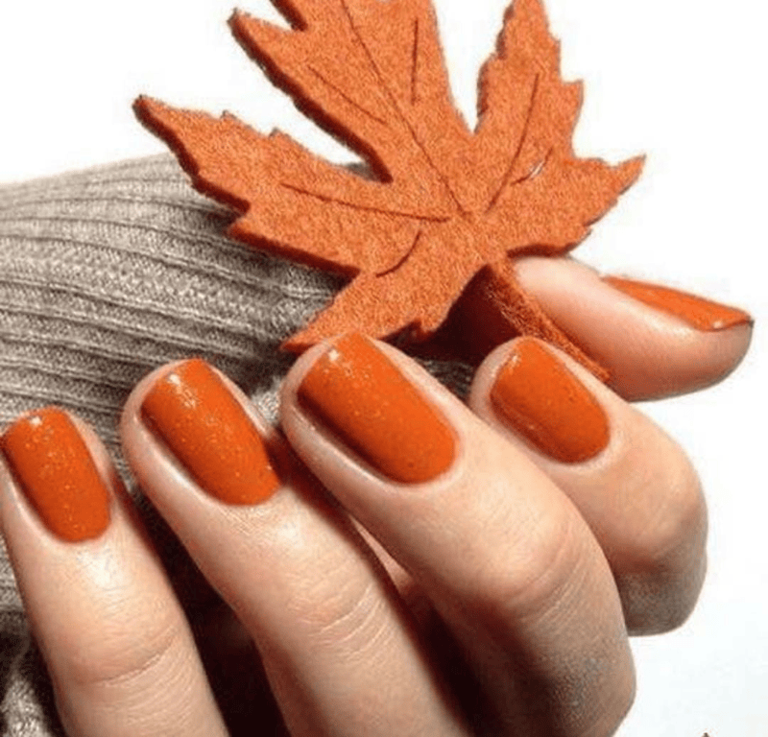 Nail colors that make you look younger and are totally trending