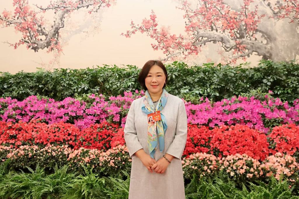 ������ѧ������ǧ�򣬽�ʤ��ίԱ�����������й�������Э��