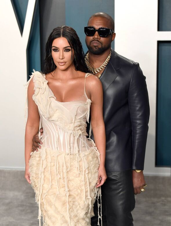 Kanye West left Kim Kardashian's family group chat after 'getting mad(02)