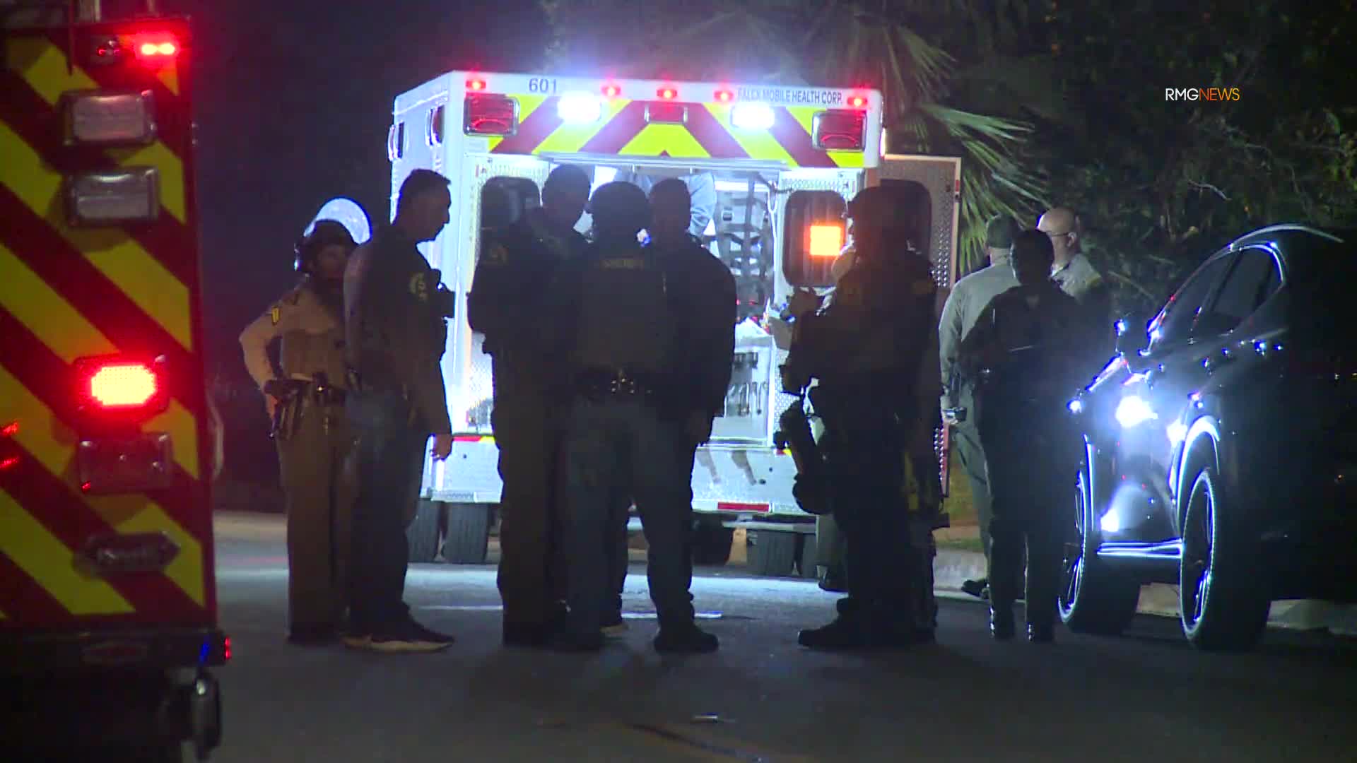 Teen critically injured by hit-and-run driver in Panorama City