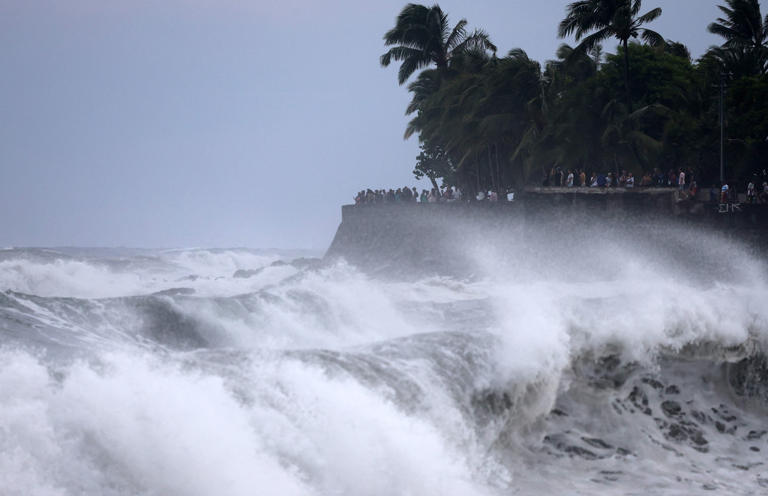 Le cyclone Garance devrait passer à moins de 50 kilomètres de La Réunion entre le 27 février au soir et le 28 février 2025 au matin, a indiqué la préfecture dans un communiqué.