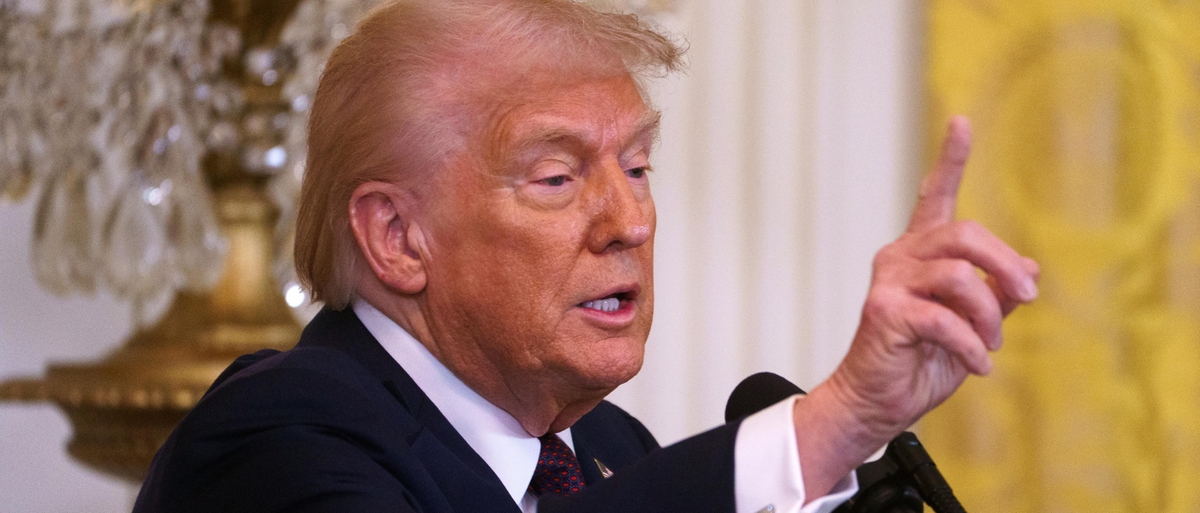 Epstein, anche Donald Trump nella lista dei contatti e nei registri di volo dell’ex finanziere