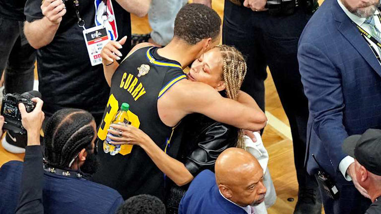 Golden State Warriors guard Stephen Curry (30) celebrates with his mother Sonya Curry after beating the Boston Celtics during game 4 of the 2022 NBA Finals at TD Garden. | Kyle Terada-Imagn Images